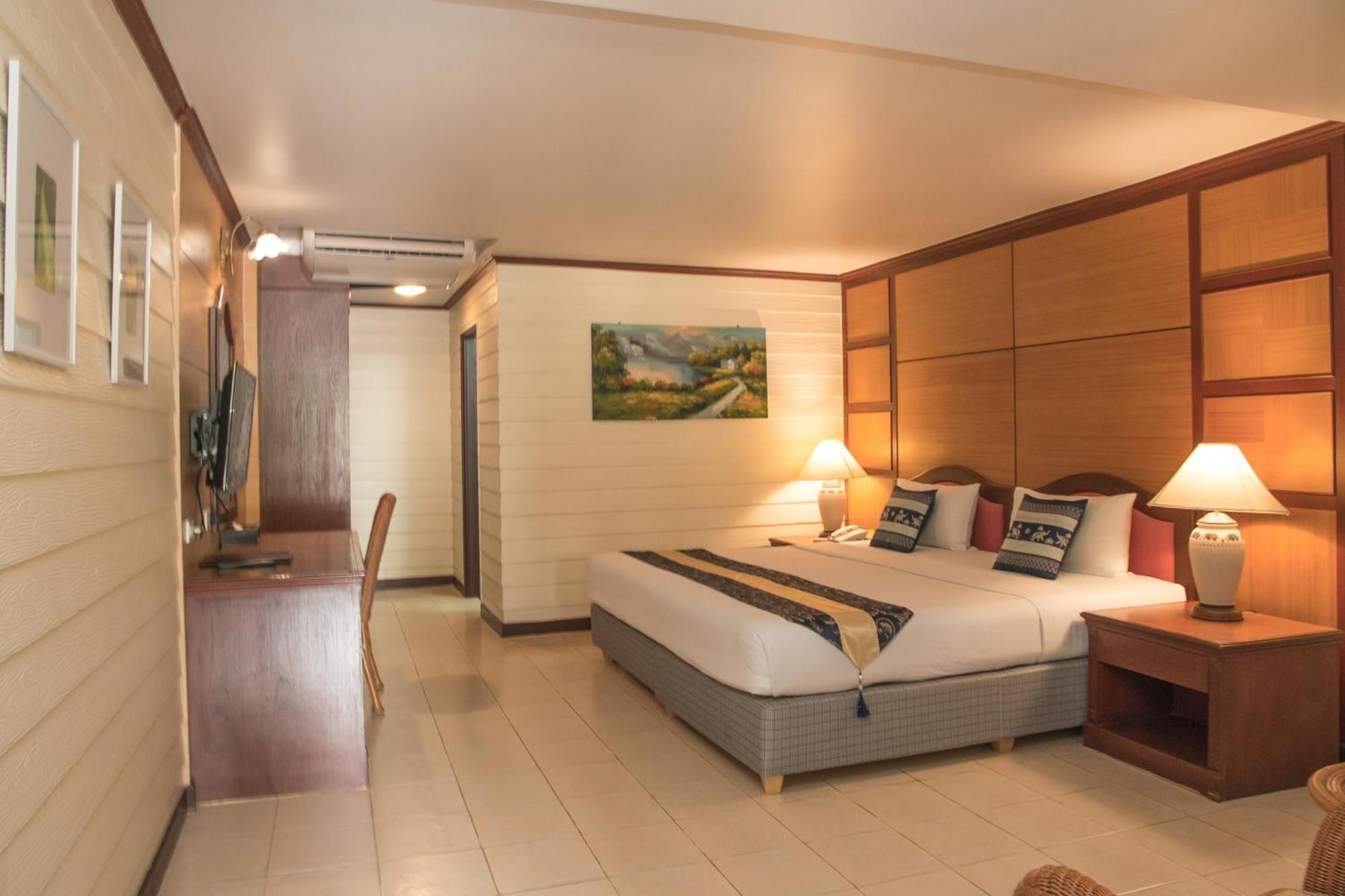 Capital O 75395 Sabai Lodge - SHA Extra Plus Pattaya Exterior foto