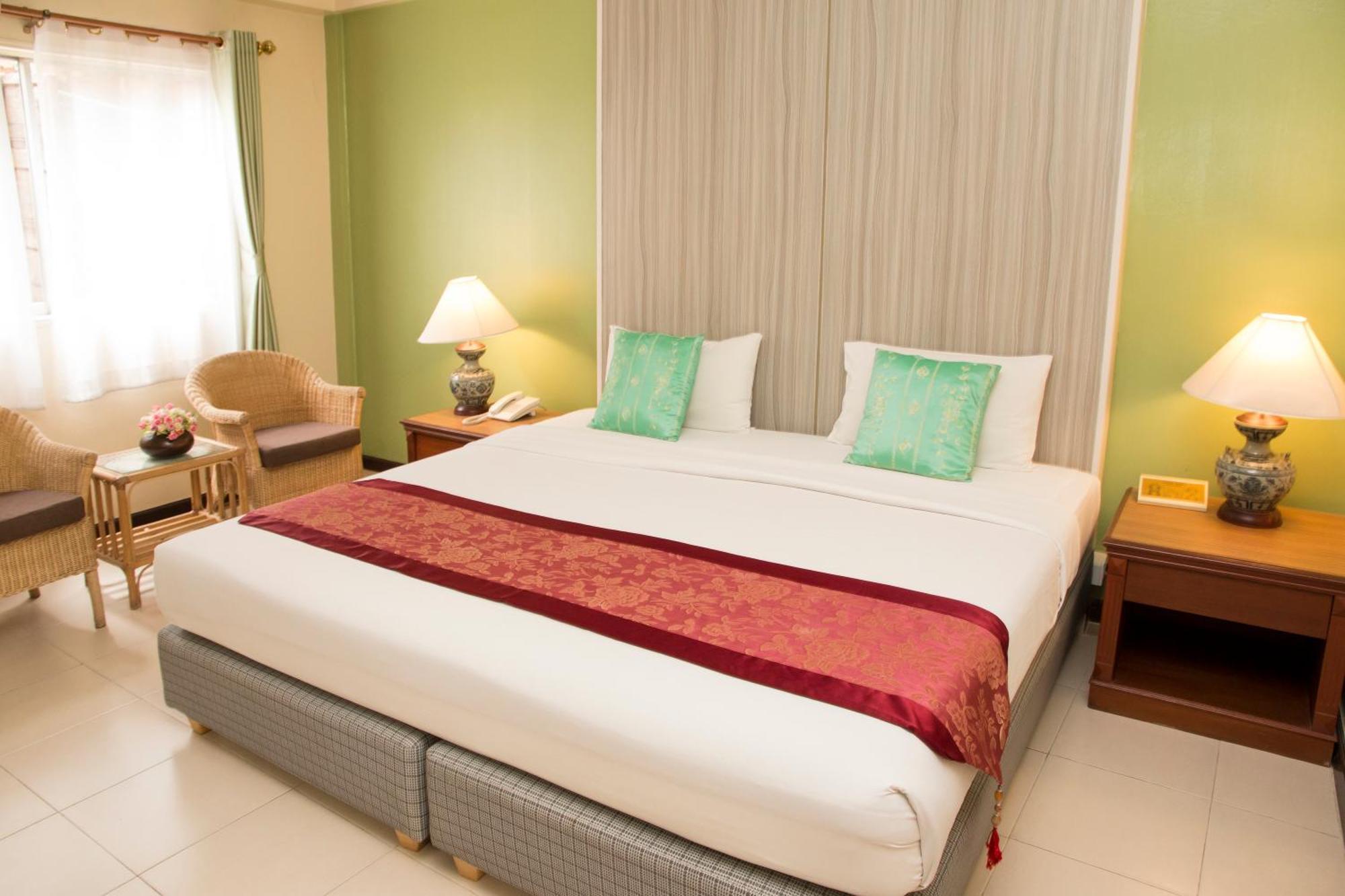 Capital O 75395 Sabai Lodge - SHA Extra Plus Pattaya Exterior foto