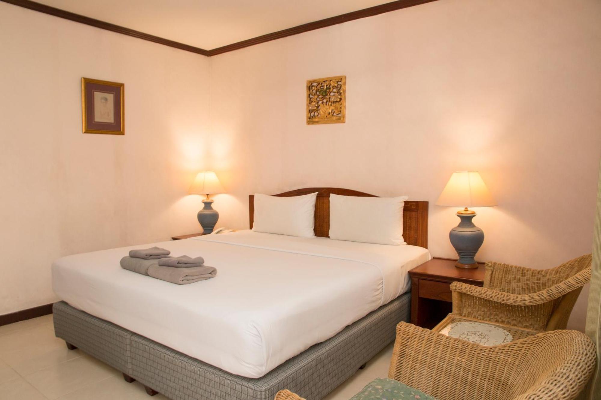 Capital O 75395 Sabai Lodge - SHA Extra Plus Pattaya Exterior foto